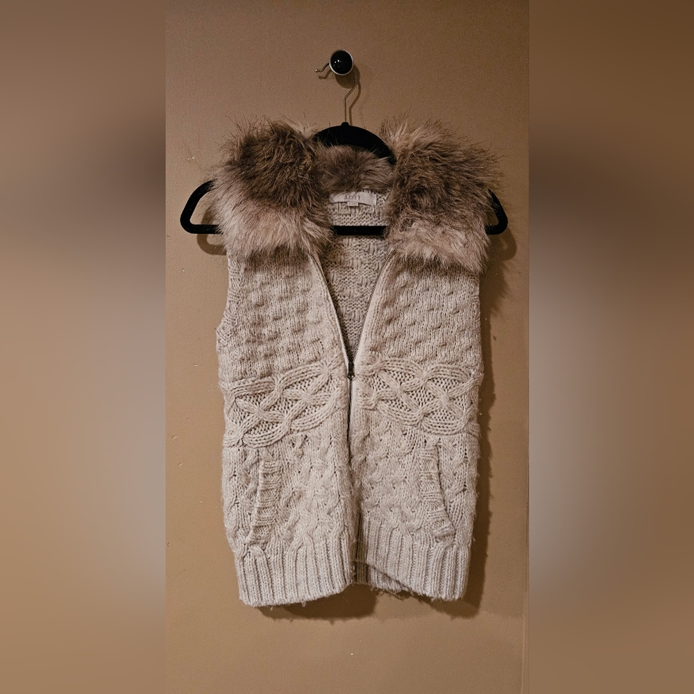 Loft Women's Cream Sweater Vest with Faux Fur Collar